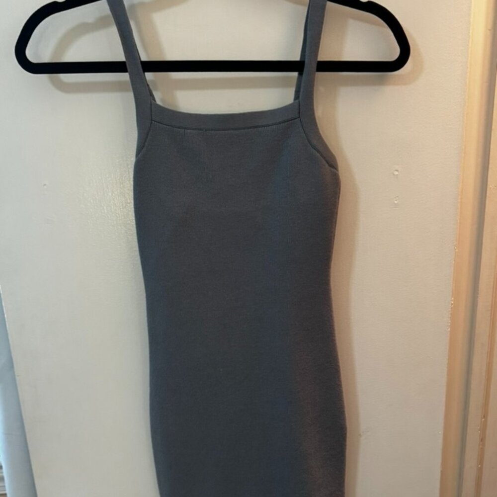 Abercrombie Body Con Blue Dress = Midi